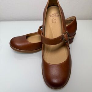 Dansko Deirdra Tan Waterproof Burnished Leather Mary Jane Shoes EU 41 US 10.5-11